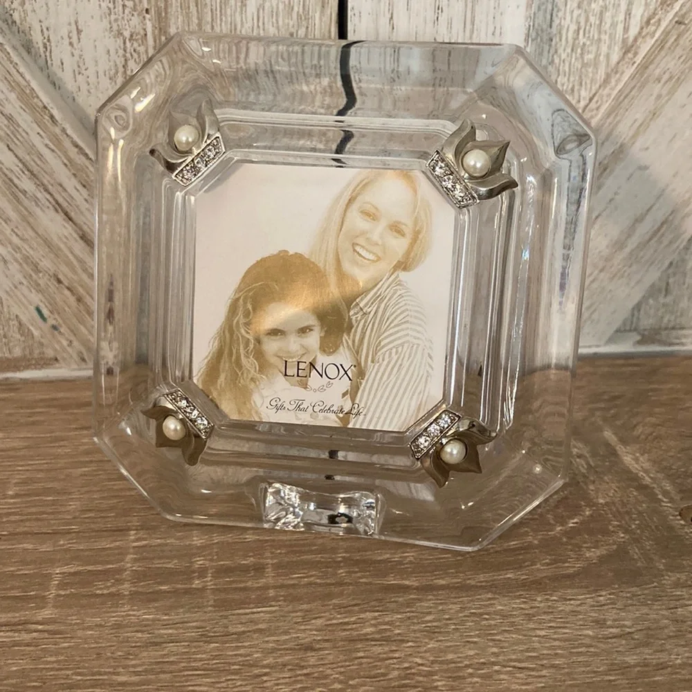 Lenox Faux Diamonds and Pearls Crystal Picture Frame